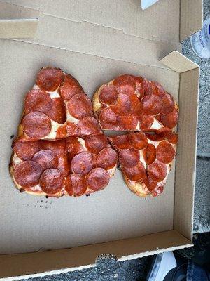 Naan Pepperoni Pizza