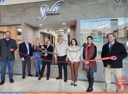 Ribbon Cutting Day at Salon Melenge  with the PETERS CHAMBER OF COMMERCE salonmelange.glossgenius.com