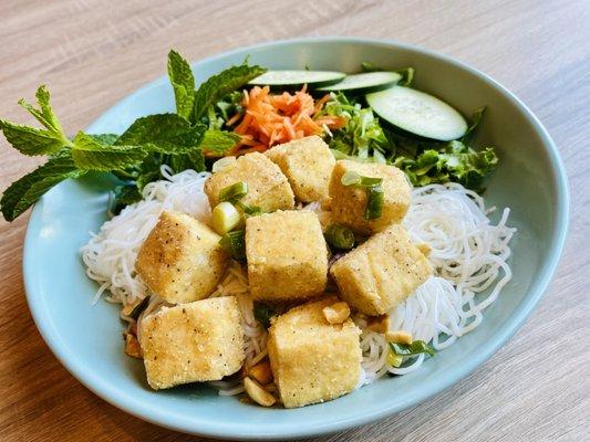 Vermicelli Noodles w/ Fried Tofu