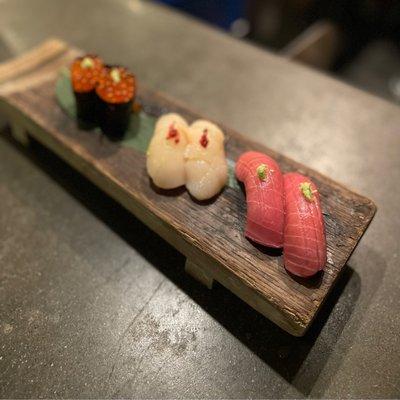 variety of nigiri