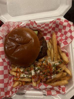 Gouda burger & sriracha fries