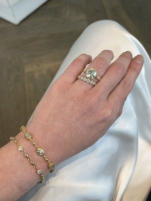 Fashionable yellow gold jewelry with vintage diamonds and a modern flair.