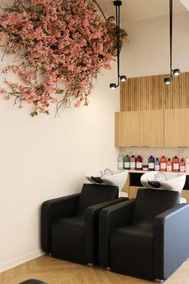 Crafting a Unique Salon Ambiance at BOND Salon (Midtown)