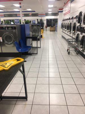 Surf N Suds Laundromat