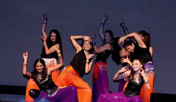 Bollywood Shake dance troupe