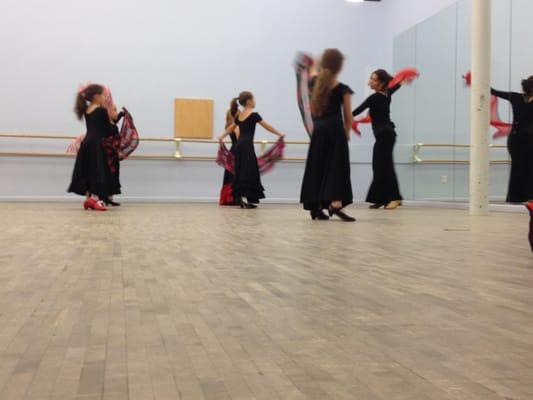 flamenco classes for kids and adults