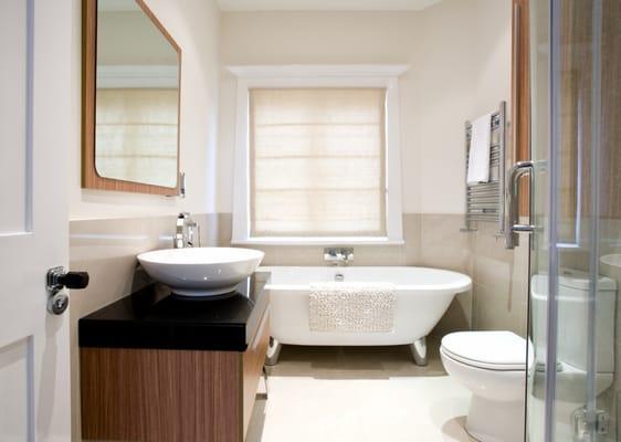 st louis bathroom design and remodeling | Call (314) 262-4493 today to get a free design consultation and estimate.