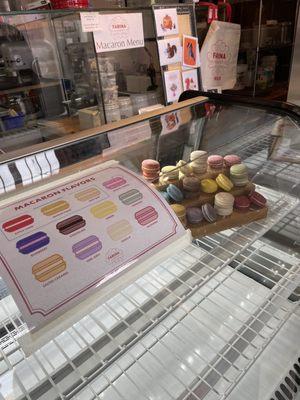 Macaron display and flavor guide