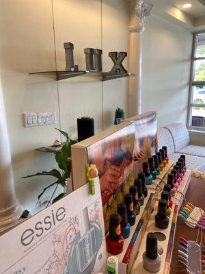 Lux Nail Studio