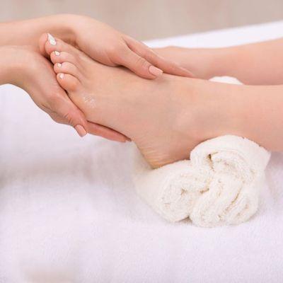 Pamper your feet at Spa Nail! Find us at 2783 Elkcam Blvd Suite 201, Deltona, FL 32738. Call us at (386) 218 4946