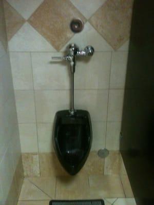 This urinal doesn't scare me like the one in St. George