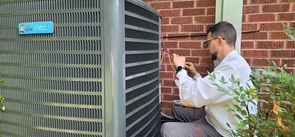 Shane with CrackerJack Air Pros on a residential HVAC replacement.