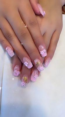 3-D nail art