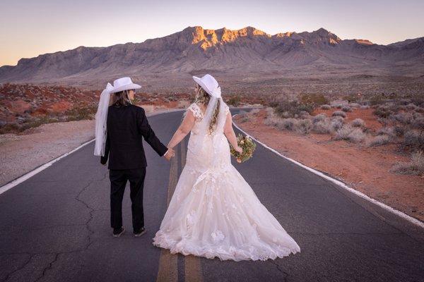 Adventure Weddings Las Vegas Valley of Fire