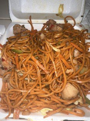 Spicy Chicken Chow Mein