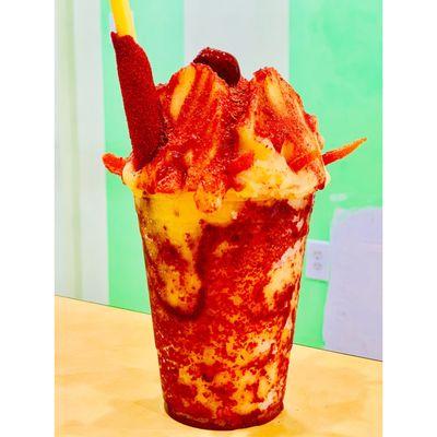 #iffyeats #nievestiamimi #corona #queens #chamoyada #mexico #passionfruit #mango #tamarindcandy #tajin #chamoysauce #shavedice #chilipowder