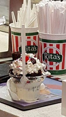 Frozen custard sundae!