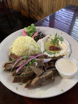 Gyro Plate with Rice and Hummus