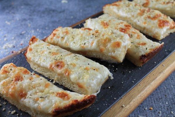 Baked Cheesy Bread