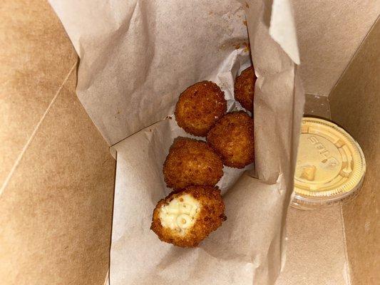 Mac and Cheese Fritters