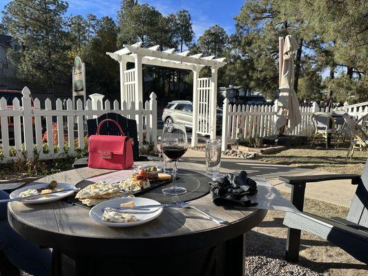 Nice outside seating around the fire pit.