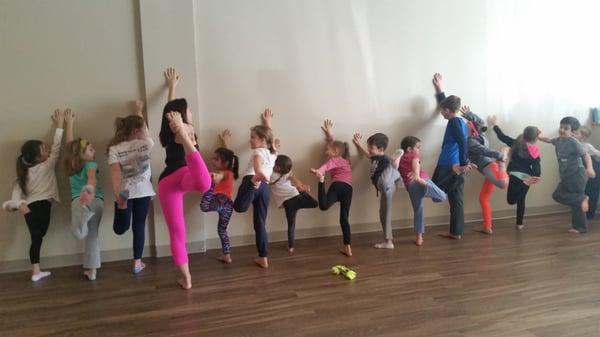 KIDS' Yoga Groove