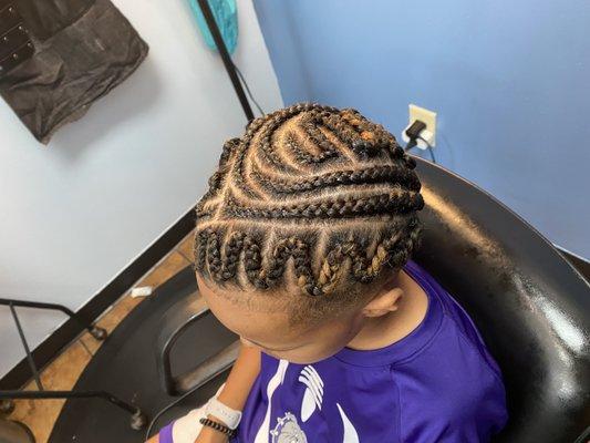 Kid braids