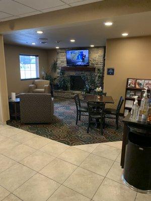 Seating area at the Cobblestone Inn and Suites at Ambridge, PA.