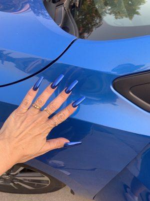 blue acrylic nails