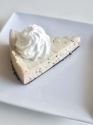 Vegan take on Oreo Cheesecake.. Yum