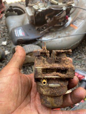 This Is What Your Machine's Carburetor Looks Like When You Don't Maintain It.