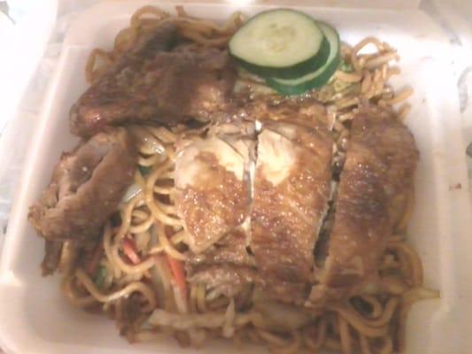 Chicken Lo Mein