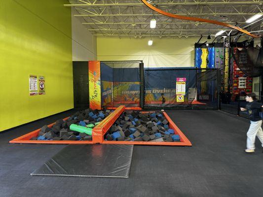 Foam pit