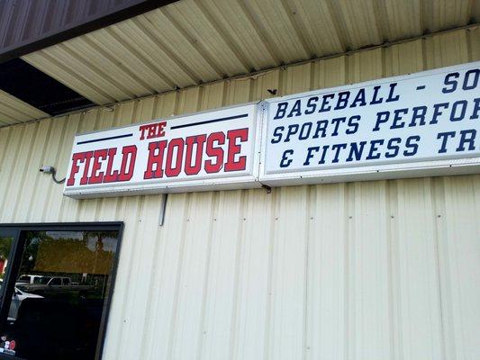 Year round indoor baseball, softball and sports performance training facility​ in Vero Beach.