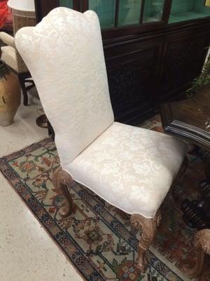 Exquisite chairs at a fair price