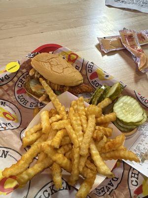 Dave's #4 1 Slider with Fries