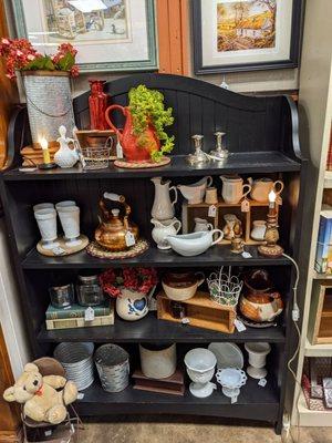 Ceramic pots, books, picture frames