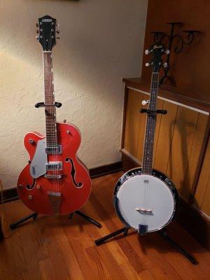 Gretsch 5420 and her Ibanez Banjo friend