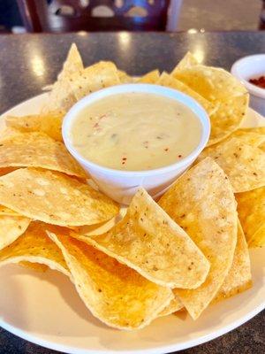 Queso and chips