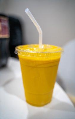 Mango lassi