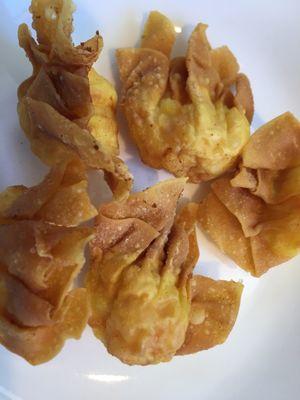 Fried shrimp wonton.