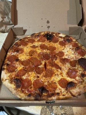 Medium pepperoni pizza