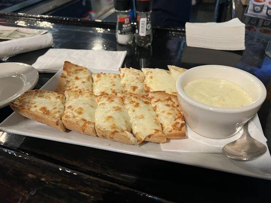 Garlic Bread Fondue- Meh