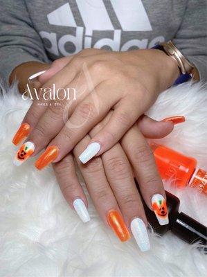 Thanks for come with us  "  Avalon nail & spa  NAILS AND ART DESIGN 7105 N Mesa St El Paso, TX 79912,  : (915) 833-3900