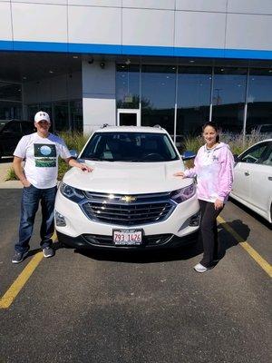 2019 Chevy Equinox (Pearl)