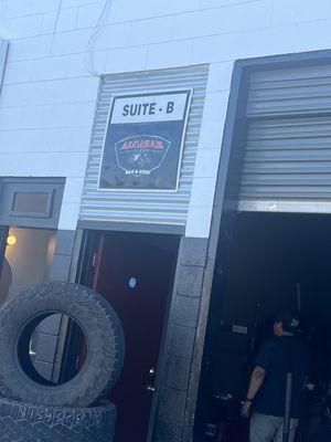 Ruiz Tire Shop