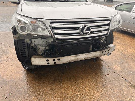 Front bumper pulled off after driving through flood waters in Galveston