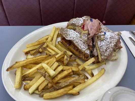 Monte Cristo with fries.