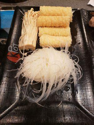 Fried Bean Curd, Vermicelli, and Enoki Mushrooms || IG: @misspiggyeats