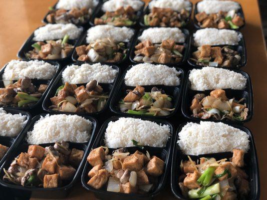 Wholesale price on group lunch box available. please call restaurant directly for more detail. Free delivery for certain amount.